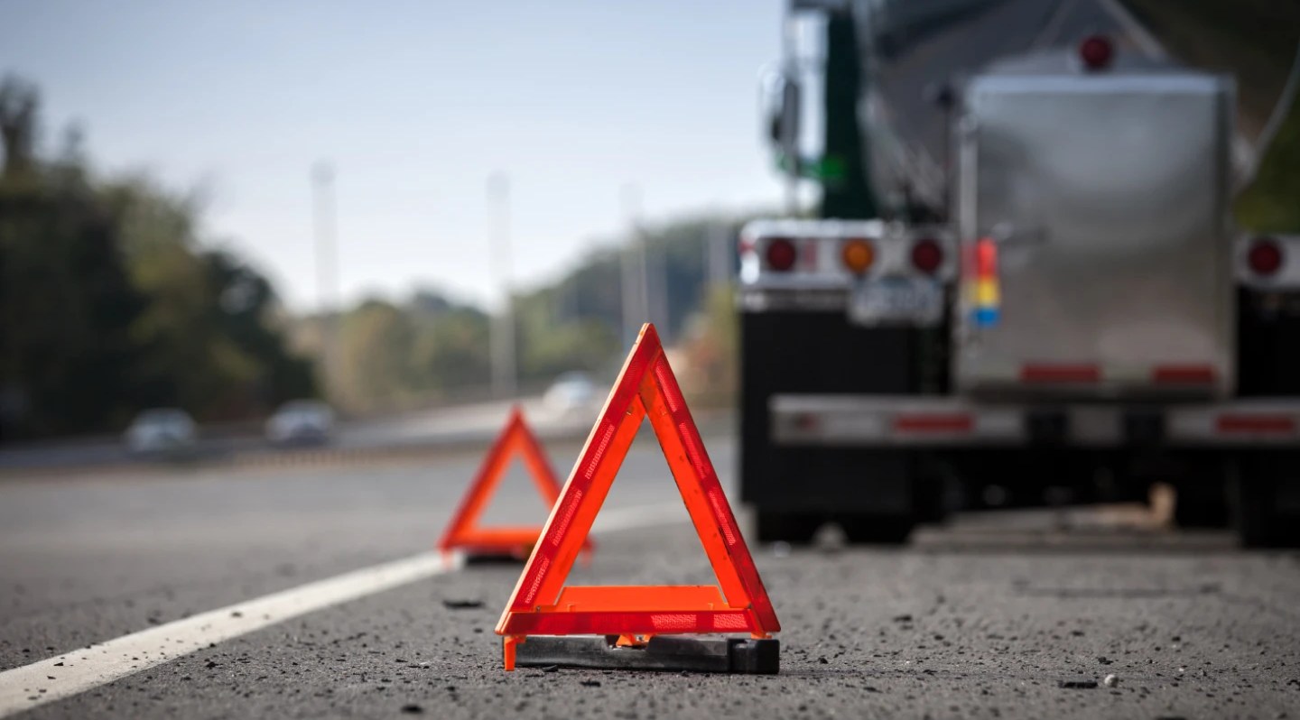 Roadside emergency kit. What you need in yours.