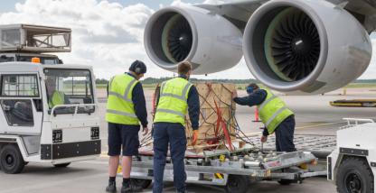 The ultimate guide to middle-mile logistics.