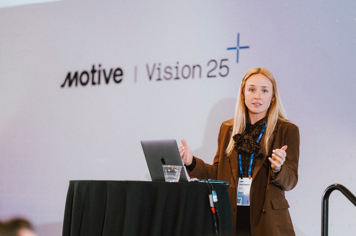 Unlock the potential of your fleet data. See Motive Analytics in action.