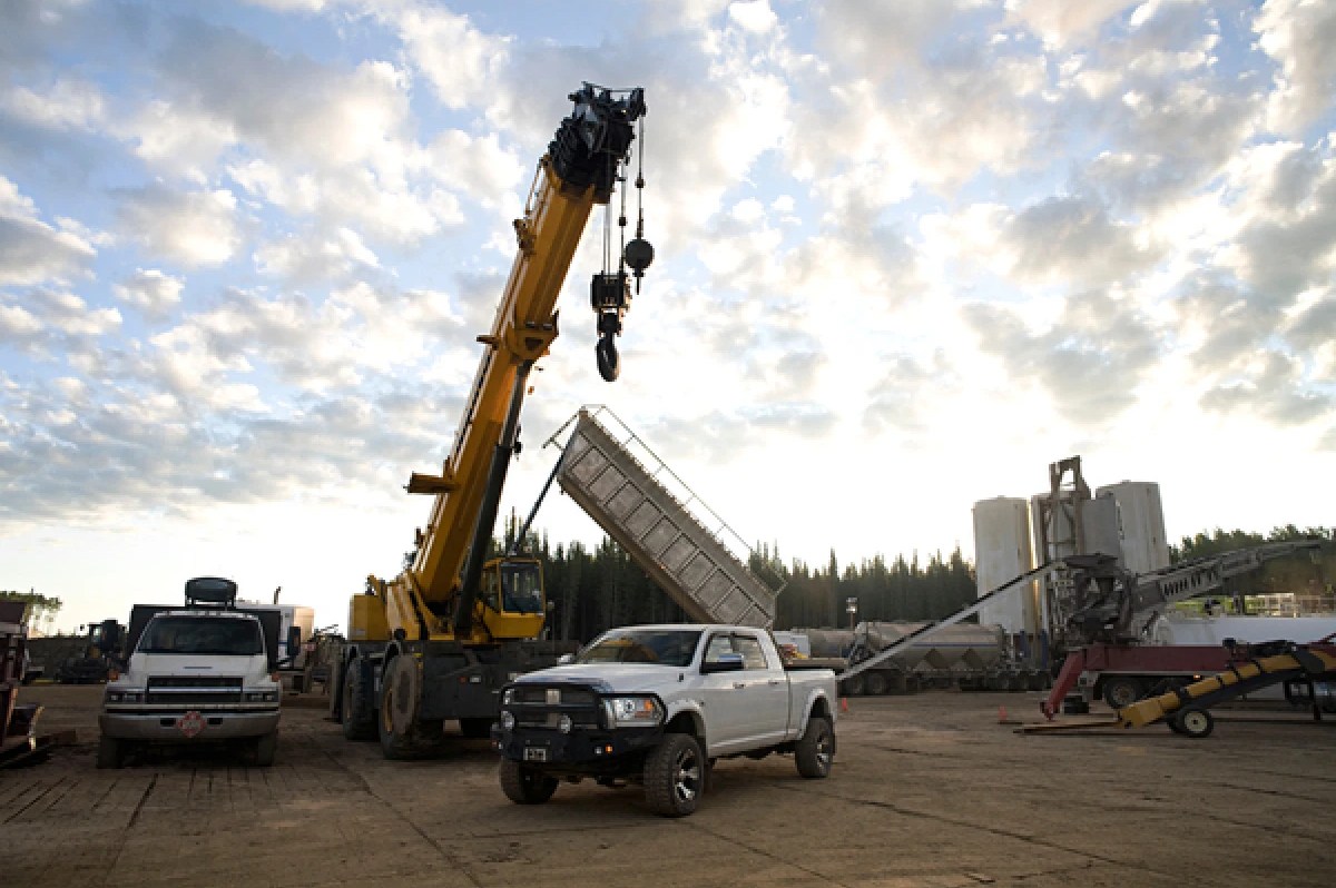 Construction fleet management fuel costs are high. Try lowering them with these 5 strategies.