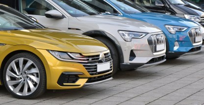 AI-powered fleet safety for rental and dealer fleets.