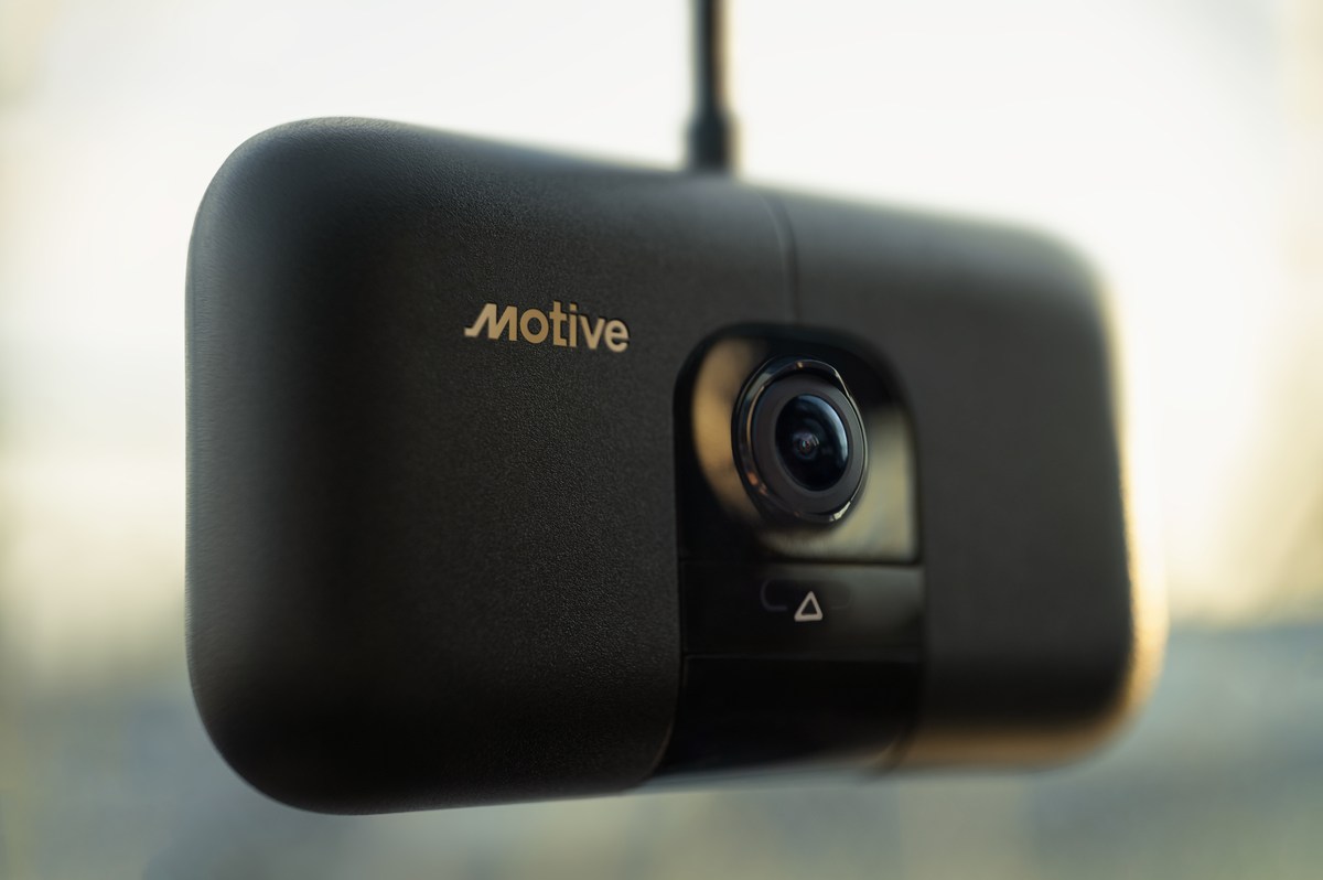 Side-by-side pilots: The key to choosing AI dash cams you can trust.