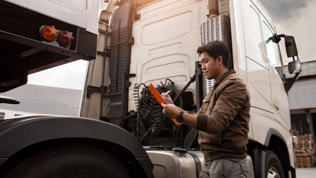 Great Britain Fleet Compliance Guide - walkaround