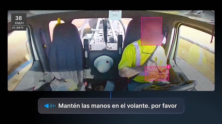 Detecta y reduce una de las distracciones al volante más comunes, con el poder de la IA.